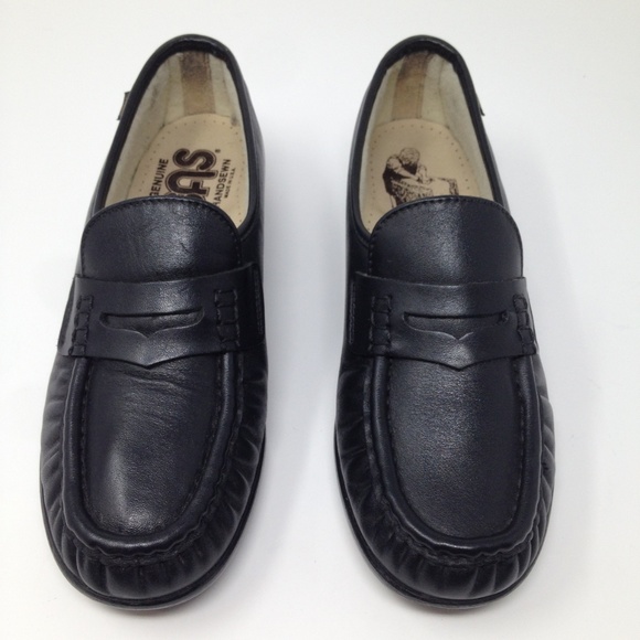 SAS Shoes - SAS Genuine Hand Sewn USA Women Black Loafers 8M